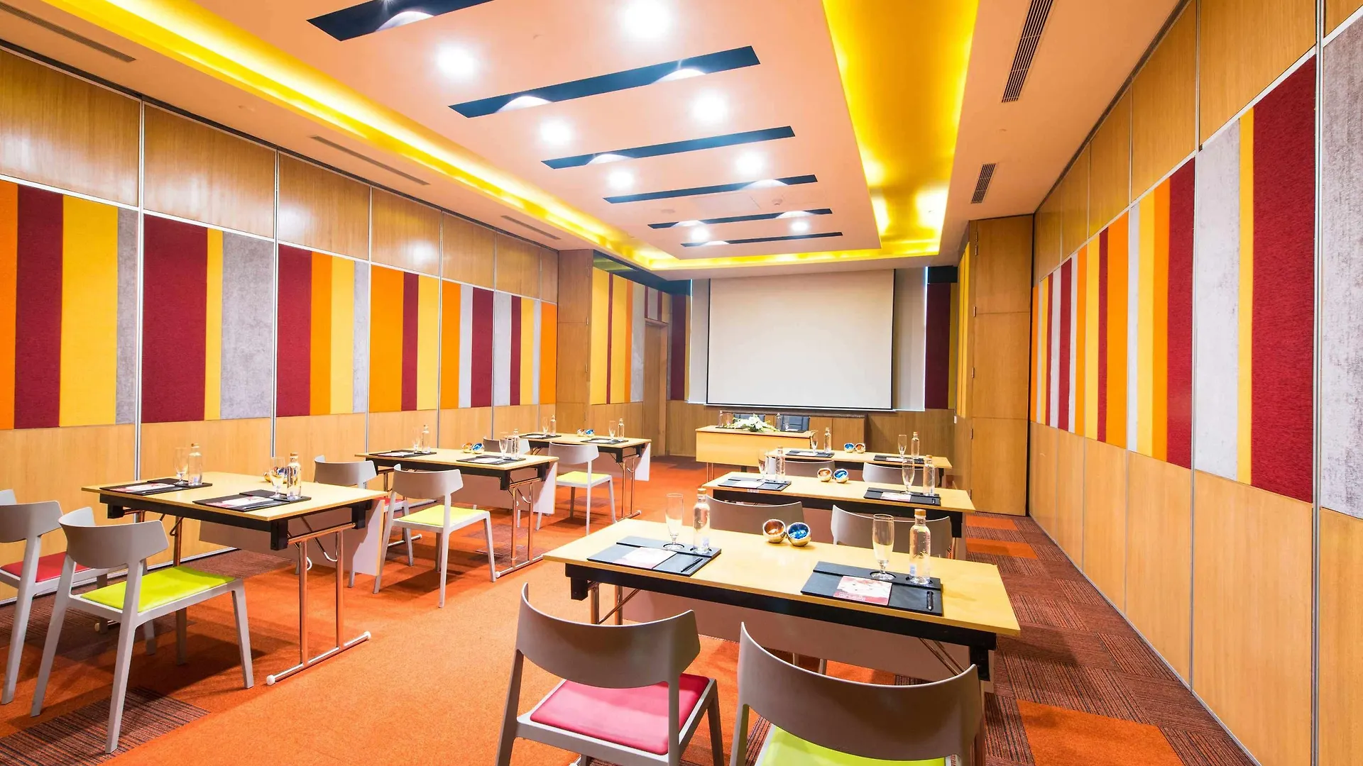 Ibis New Delhi Aerocity - An Accor Brand Hotel